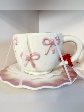 Pink-bow coquette aesthetic ceramic Tea cup & scalloped Saucer Set